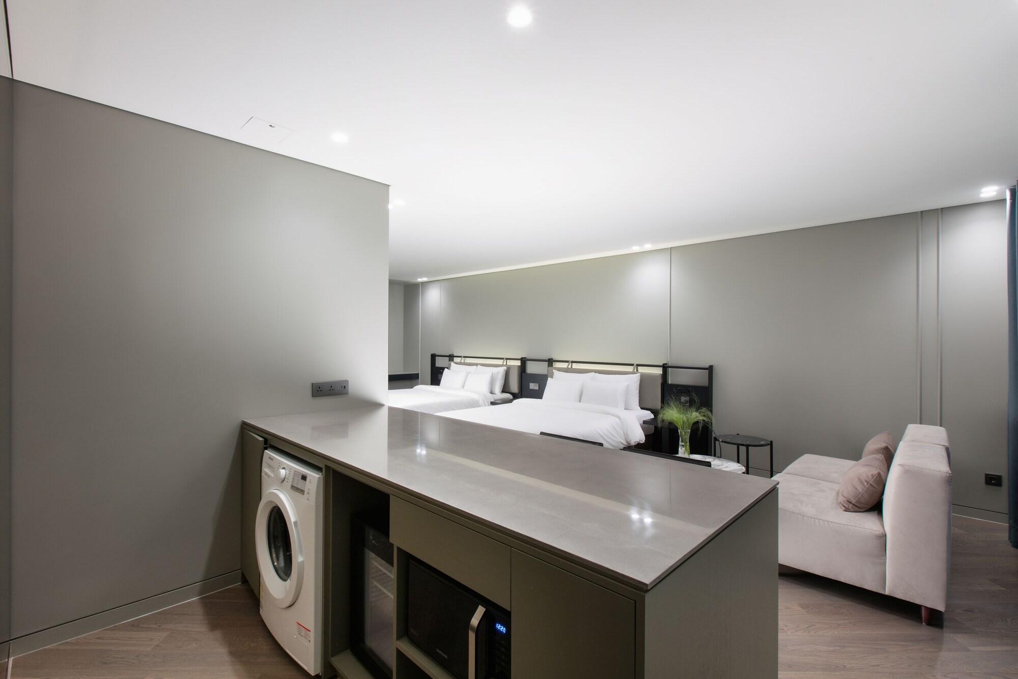 Sr Suites Pangyo Seongnam Exterior foto