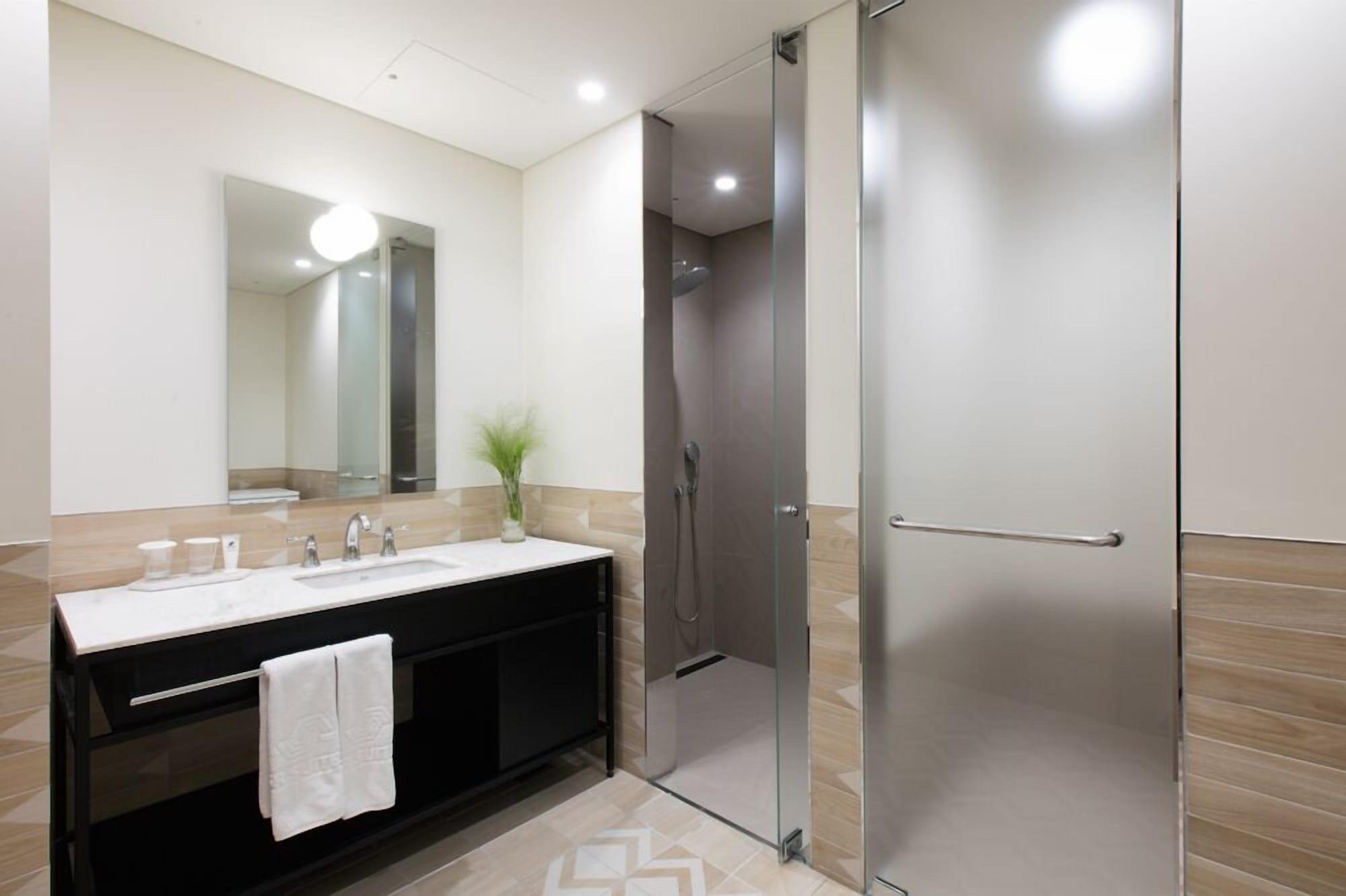 Sr Suites Pangyo Seongnam Exterior foto